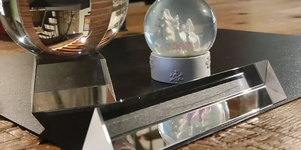 Strumenti ideali per l'osservazione del comporatmento della luce.